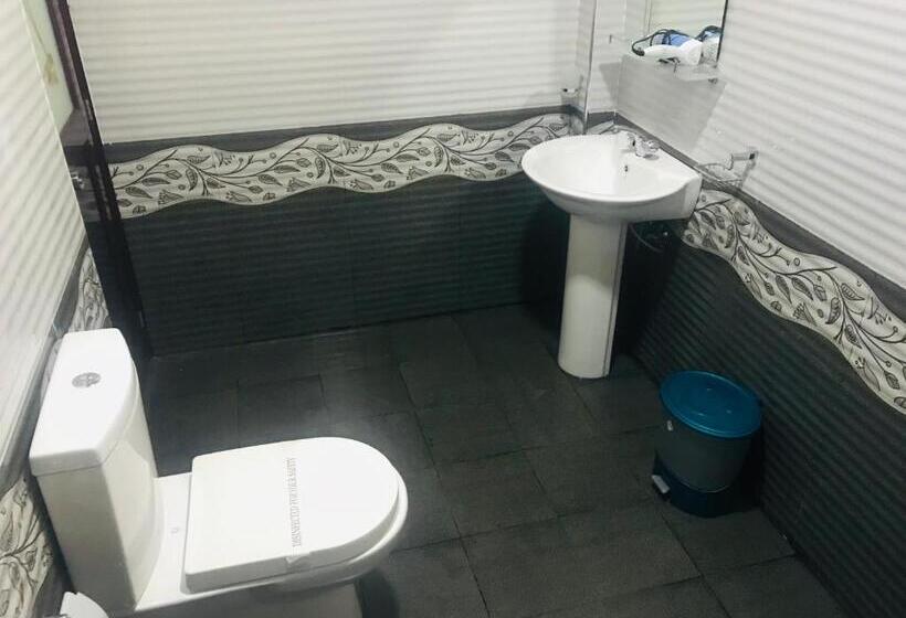 فندق صغير Wood Heart