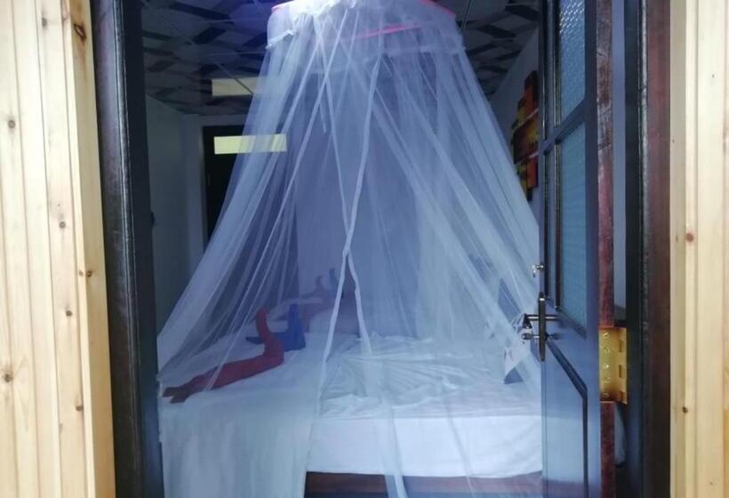 فندق صغير Wood Heart