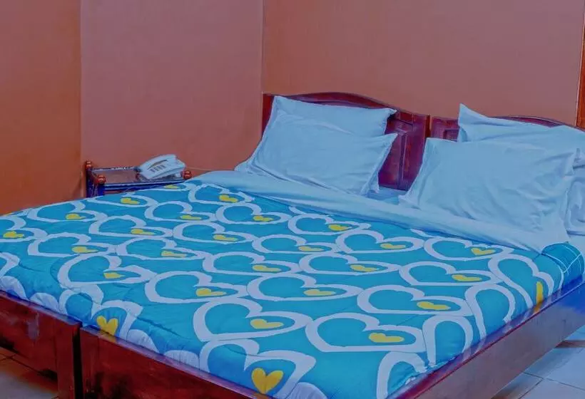 تختخواب و صبحانه Royal Lake View Gardens