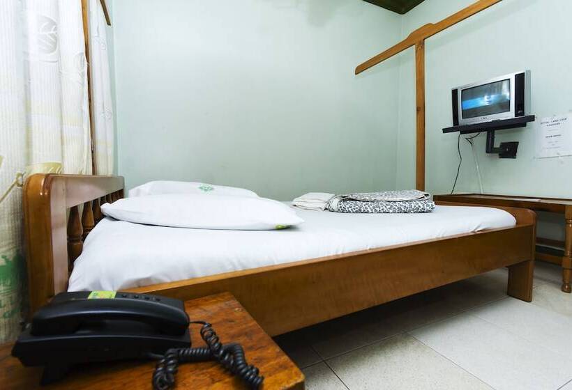 تختخواب و صبحانه Royal Lake View Gardens