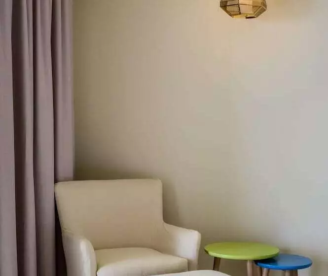 هتل Baobab Tree Hôtel & Spa