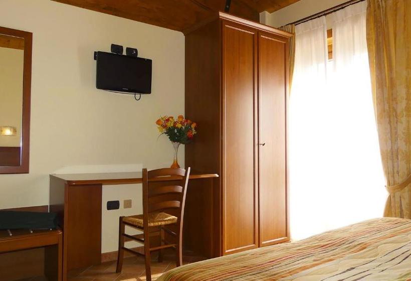 ホテル Villa Montotto