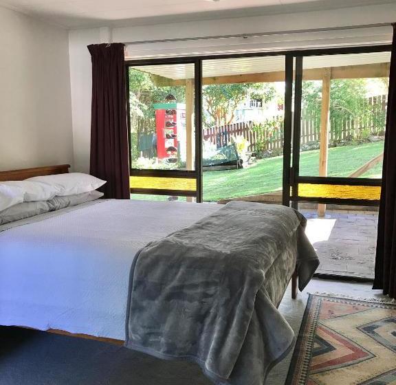 ペンション Hill S Hideaway