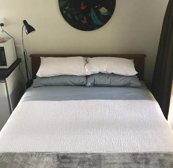 ペンション Hill S Hideaway