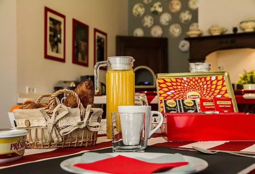 ベッドアンドブレックファースト Croix De Pastel