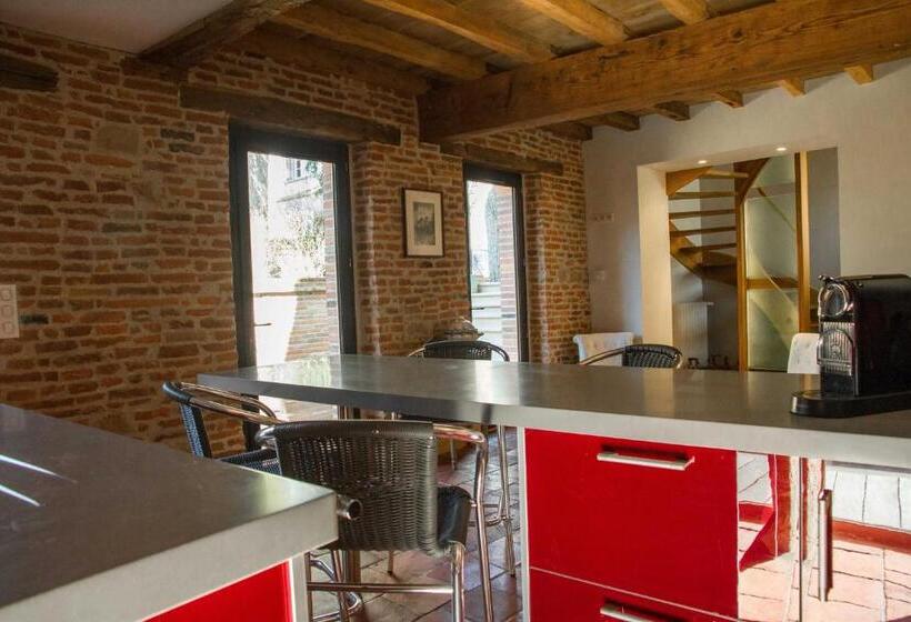 مبيت وإفطار Croix De Pastel