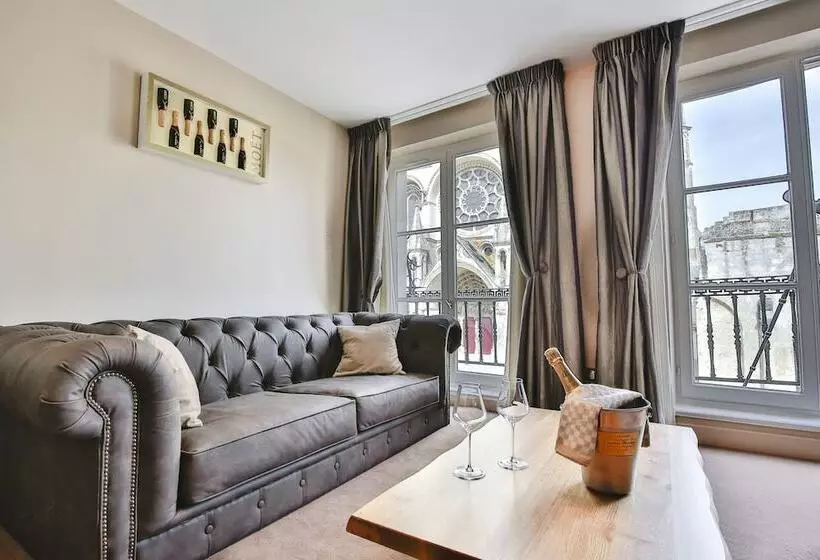 Aamiaismajoitus (B&B) Logis Du Parvis