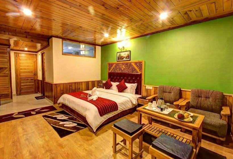 هتل Aamod At Apple Town