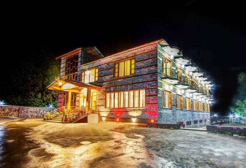 هتل Aamod At Apple Town