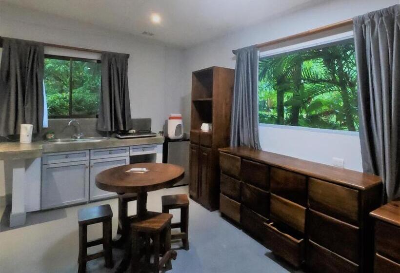 فندق Casa Cecilia Beach Front