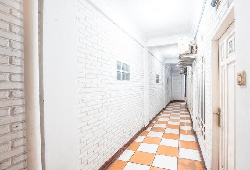 Hotell Oyo 580 Losmen Cikuda