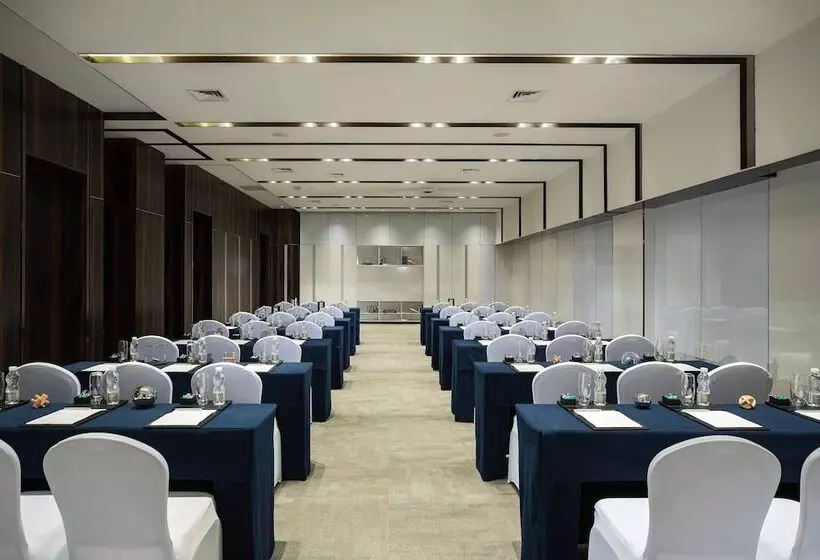 ホテル Renaissance Shenyang West