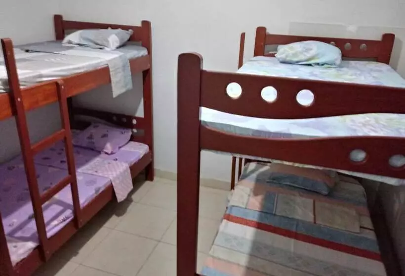 Kitara House Backpackers Hostel