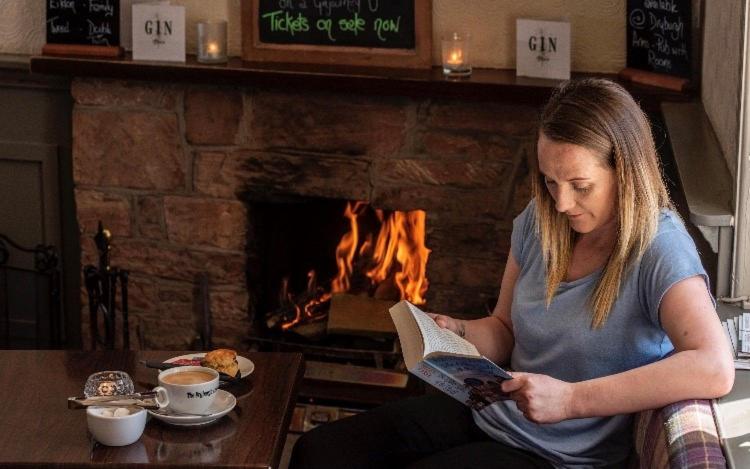 ベッドアンドブレックファースト Dryburgh Arms Pub With Rooms