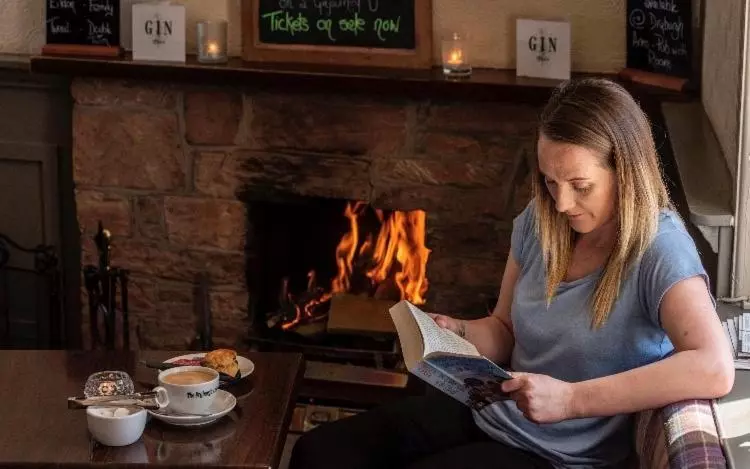 ベッドアンドブレックファースト Dryburgh Arms Pub With Rooms