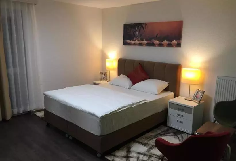 Comfort Boardinghouse