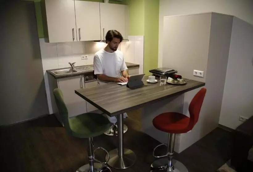 Comfort Boardinghouse