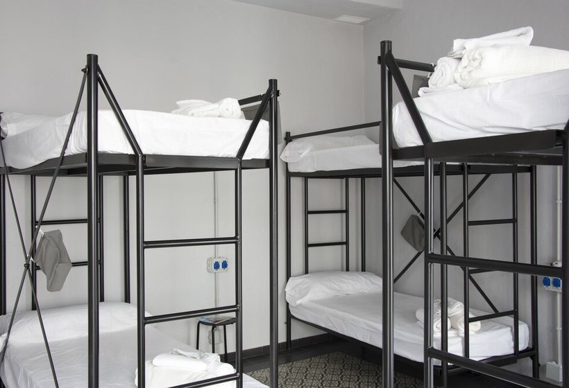 Factory Rooms Barbate  Hostel