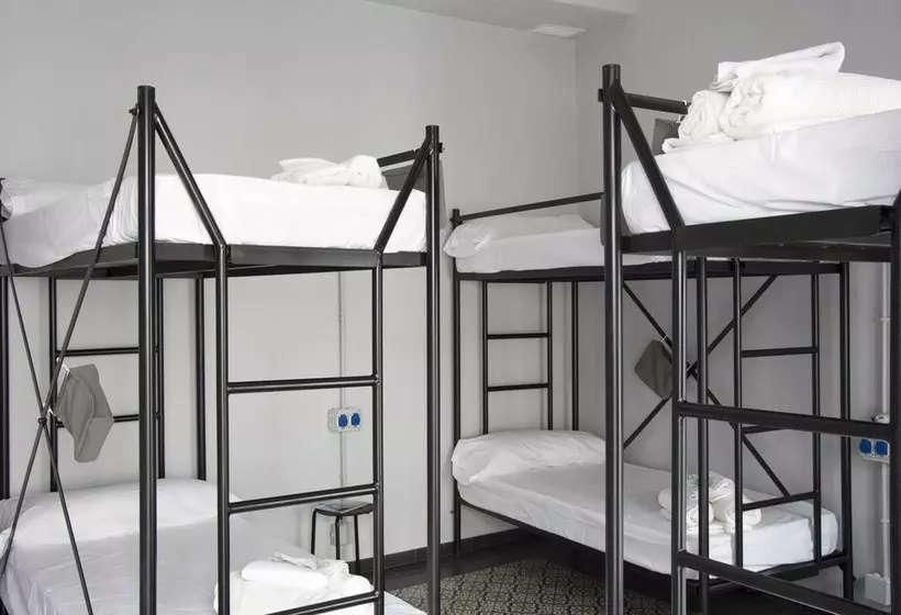 Factory Rooms Barbate  Hostel