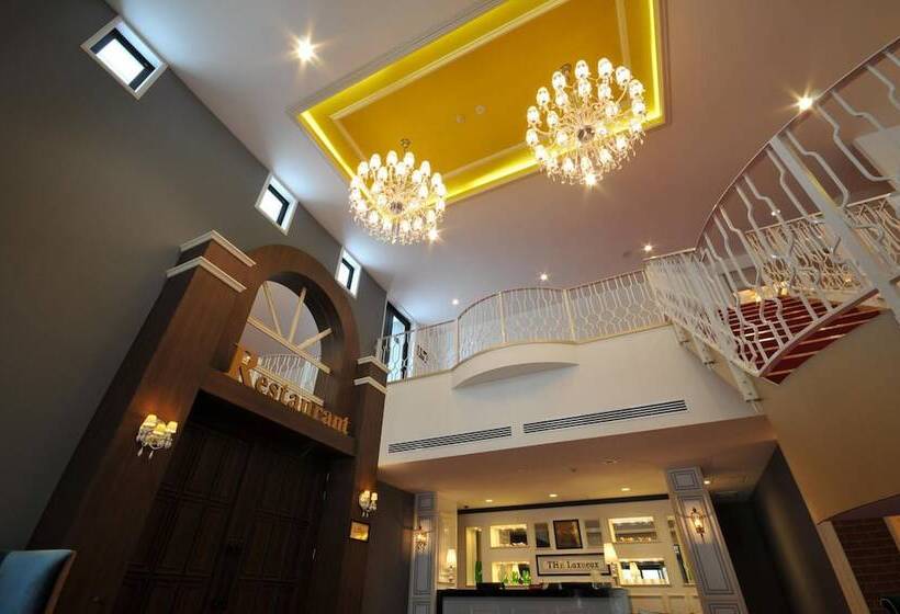 Grand Park Hotel The Luxueux Minami Kashiwa