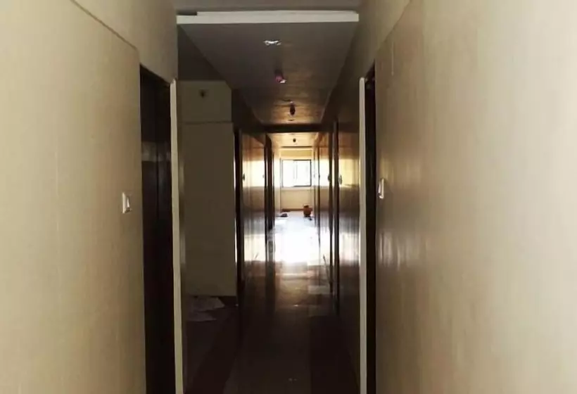 ホテル Jk Rooms 133 Ankleshwar Gidc