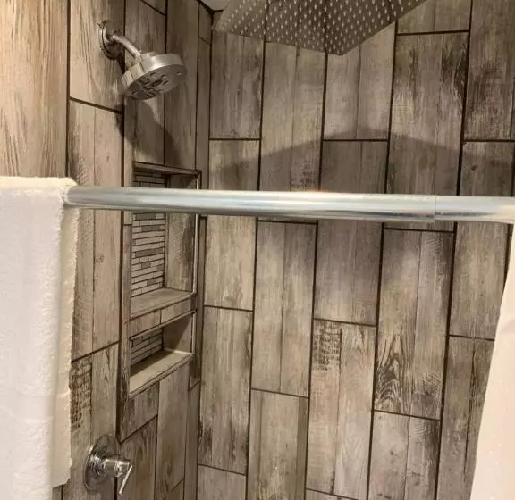 Penn Lodge Hotel & Suites Philadelphia   Bensalem