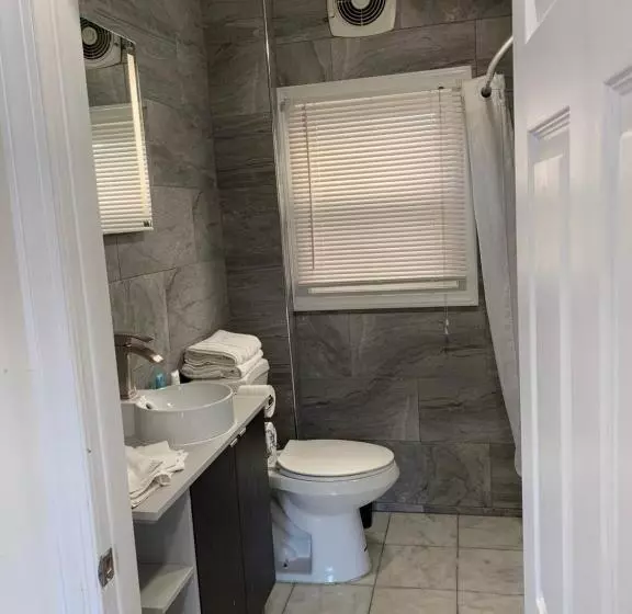 Penn Lodge Hotel & Suites Philadelphia   Bensalem