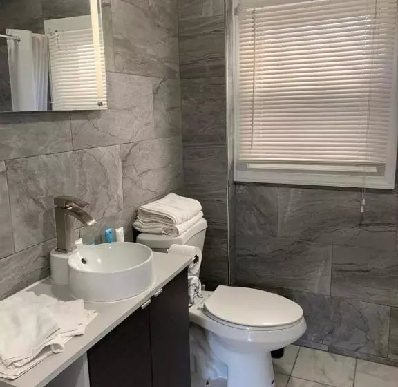 Penn Lodge Hotel & Suites Philadelphia   Bensalem