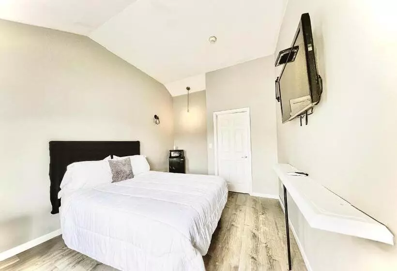 Penn Lodge Hotel & Suites Philadelphia   Bensalem