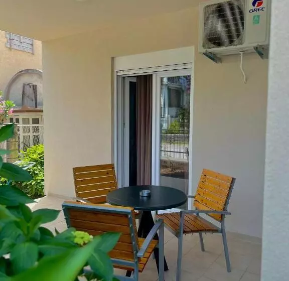 پانسیون Apartmani Bekonja