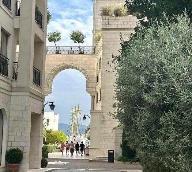 پانسیون Apartmani Bekonja