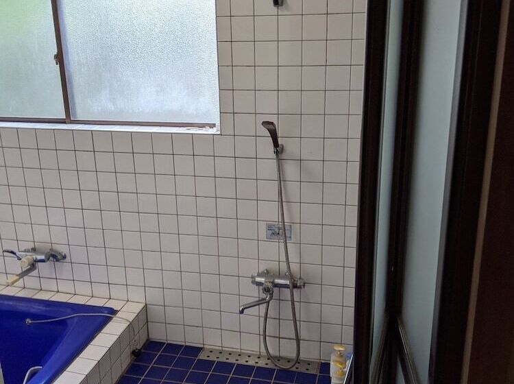 ריוקאן Minshuku Kamagari