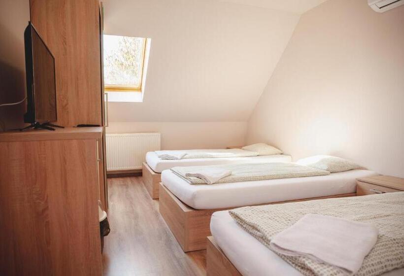 Nocleg ze śniadaniem King Arthur Panzió