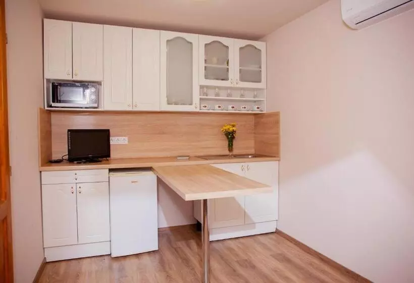 Aamiaismajoitus (B&B) King Arthur Panzió