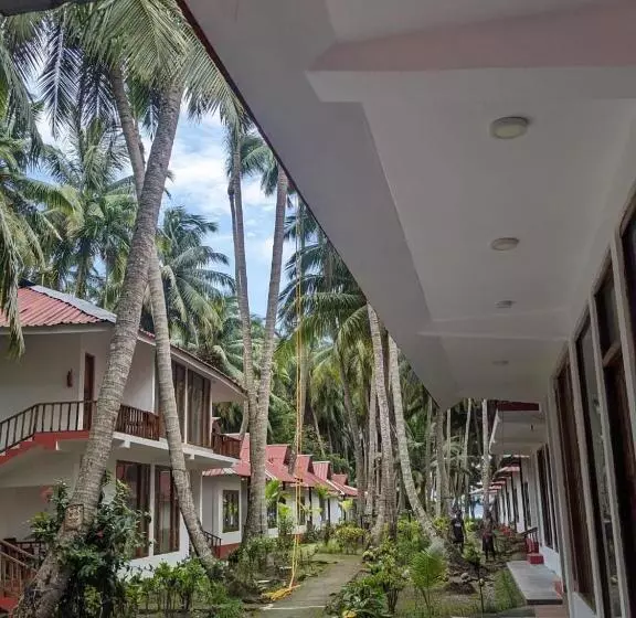 Crossbill Beach Resort