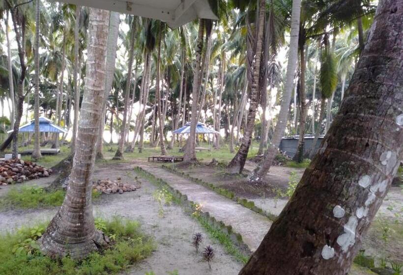 Crossbill Beach Resort