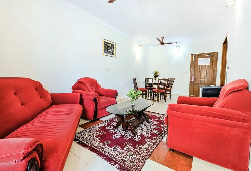 Fabhotel Kangappadan Residency