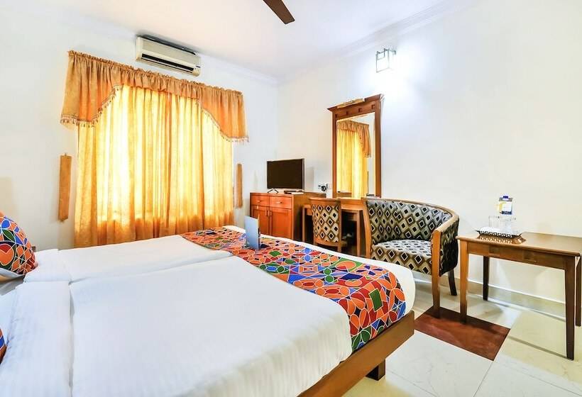 Fabhotel Kangappadan Residency