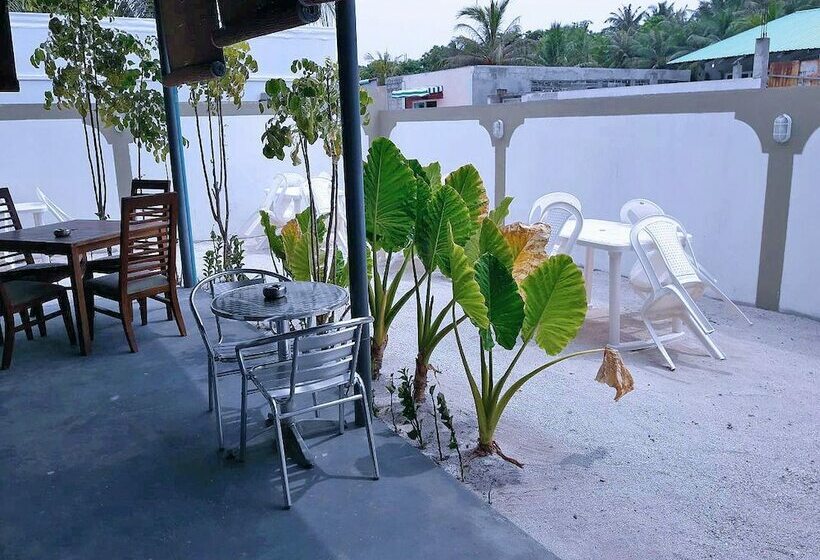 Pension Fanhaa Maldives