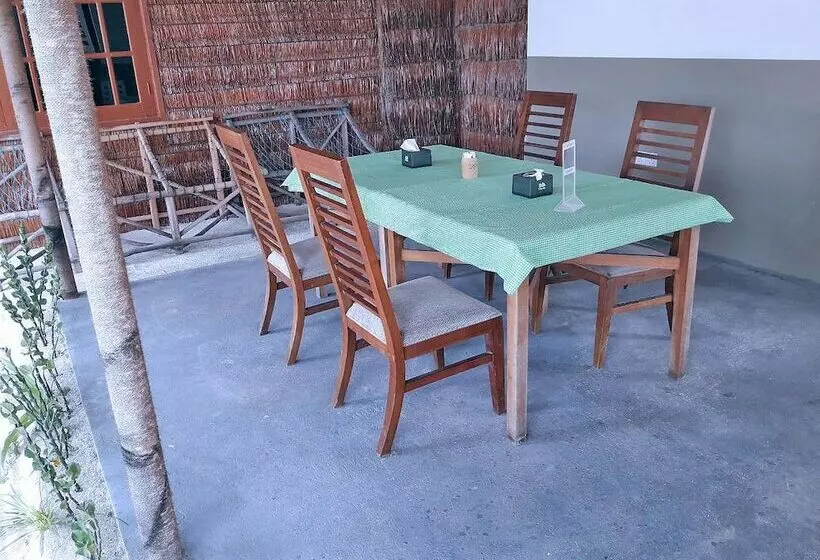 پانسیون Fanhaa Maldives