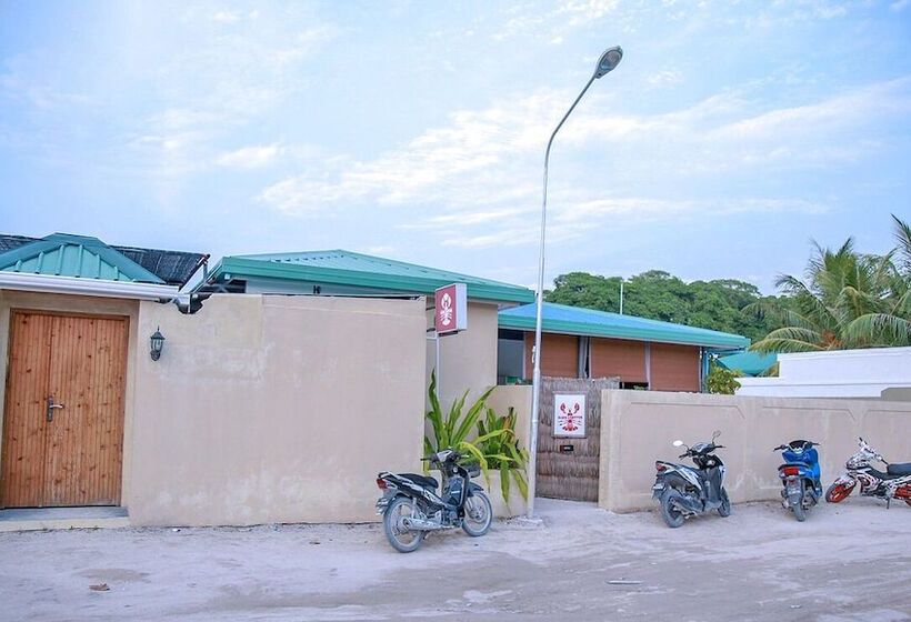 Pension Fanhaa Maldives