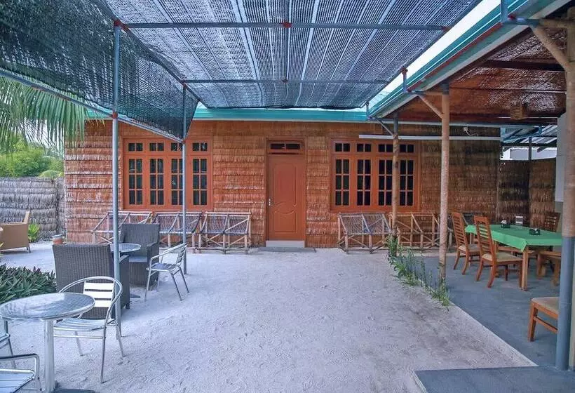 پانسیون Fanhaa Maldives