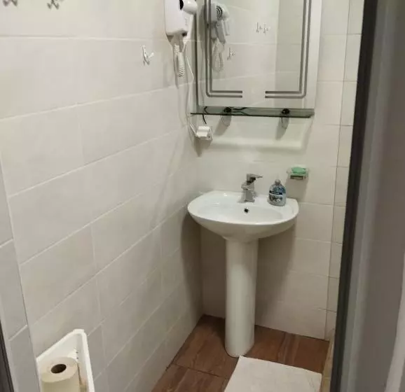 پانسیون Guesthouse Bato