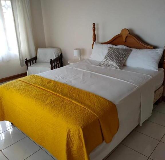 پانسیون Zuri Enterprise