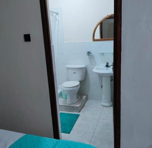 پانسیون Zuri Enterprise