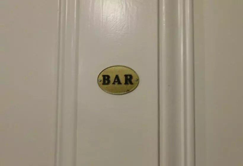 ペンション The Tannochbrae