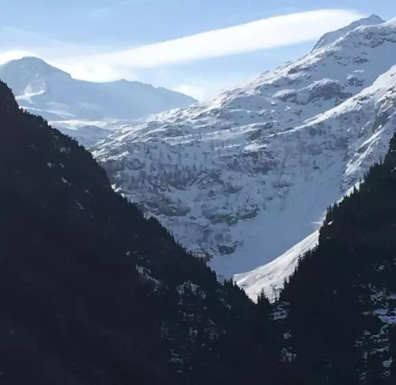Retkeilymaja Terrasse Nessental