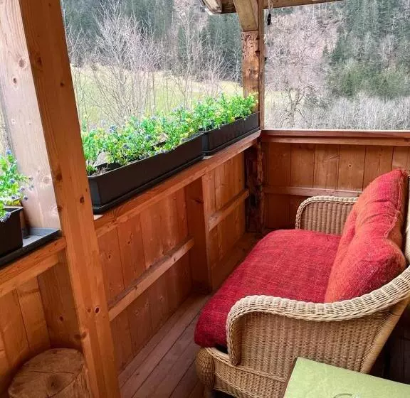 Retkeilymaja Terrasse Nessental