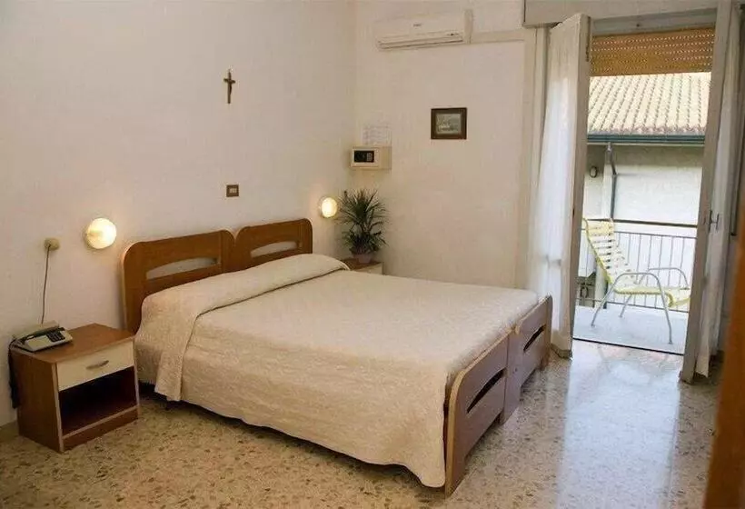 Hotelli Albergo Carezza