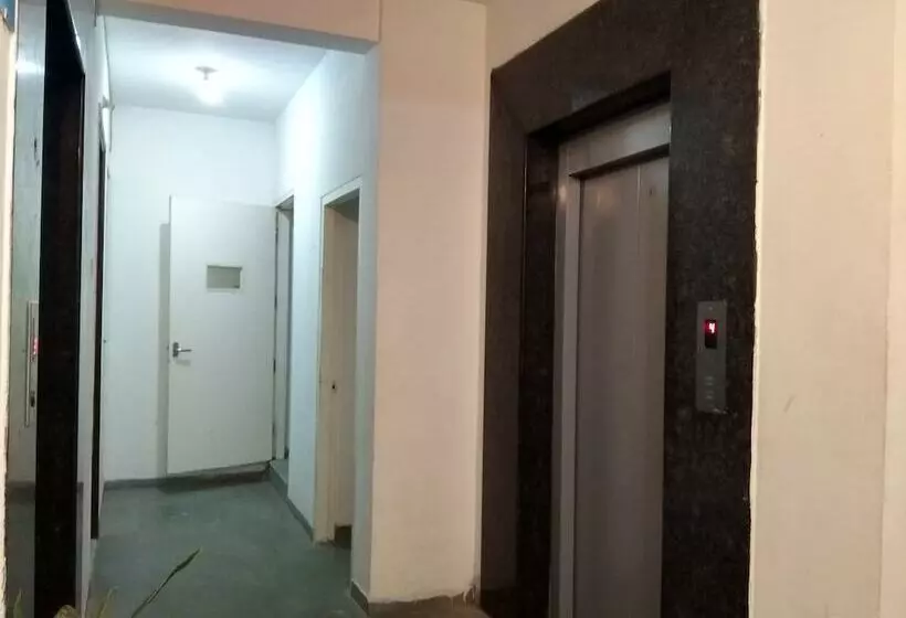 Hotelli Jk Rooms 132 Parkland Service Apartment